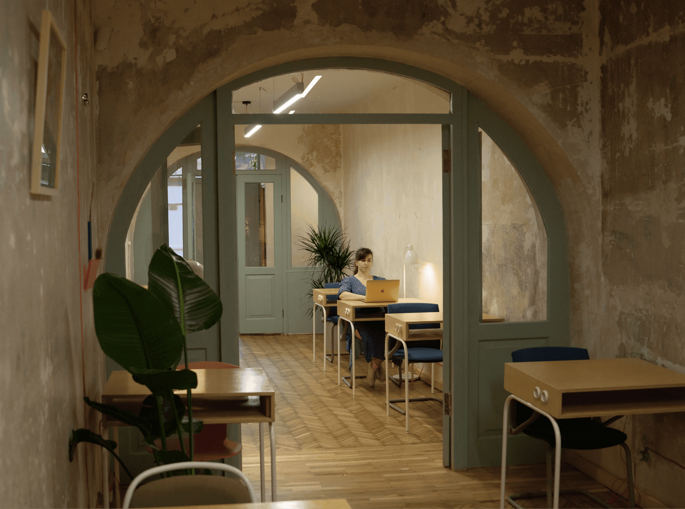 Bottom Right Space Image